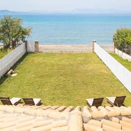 Terracotta Beach House Lefkimmi  Exterior photo